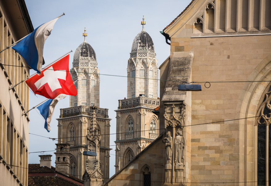 How Much Is a Taxi from Geneva to Zurich? Navigate the Smartest Option for 2025 1 Geneva to Zurich chauffeur taxi