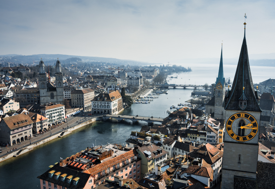 How Much Is a Taxi from Geneva to Zurich? Navigate the Smartest Option for 2025 2 Geneva to Zurich clock chauffeur taxi